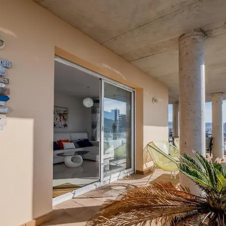 Agi Cap Trencat Apartamento *
