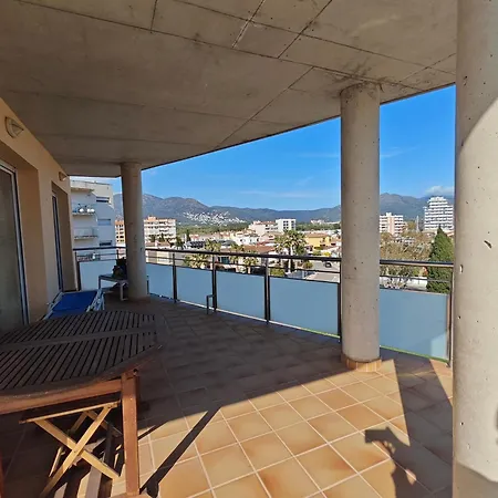 アパート Agi Cap Trencat ロザス